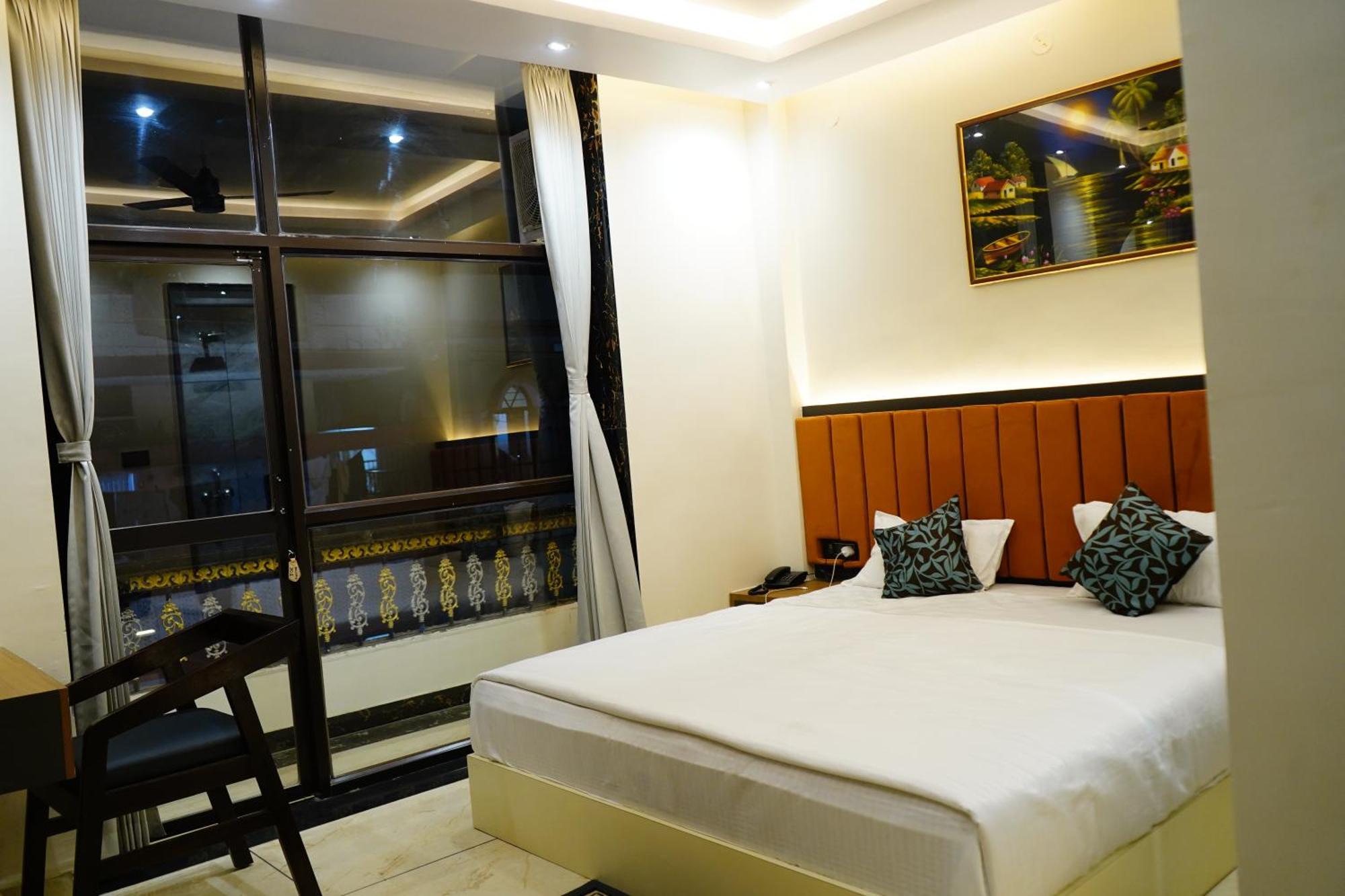 Hotel Shakuntla Palace - 400 Meters Away From Vishnu Pad Temple 7 Mins Walk Gaya Exterior photo